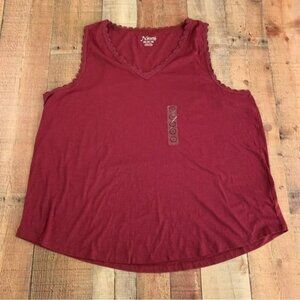 Natural reflections women’s size 2X burgundy lace trim tank top NWTs